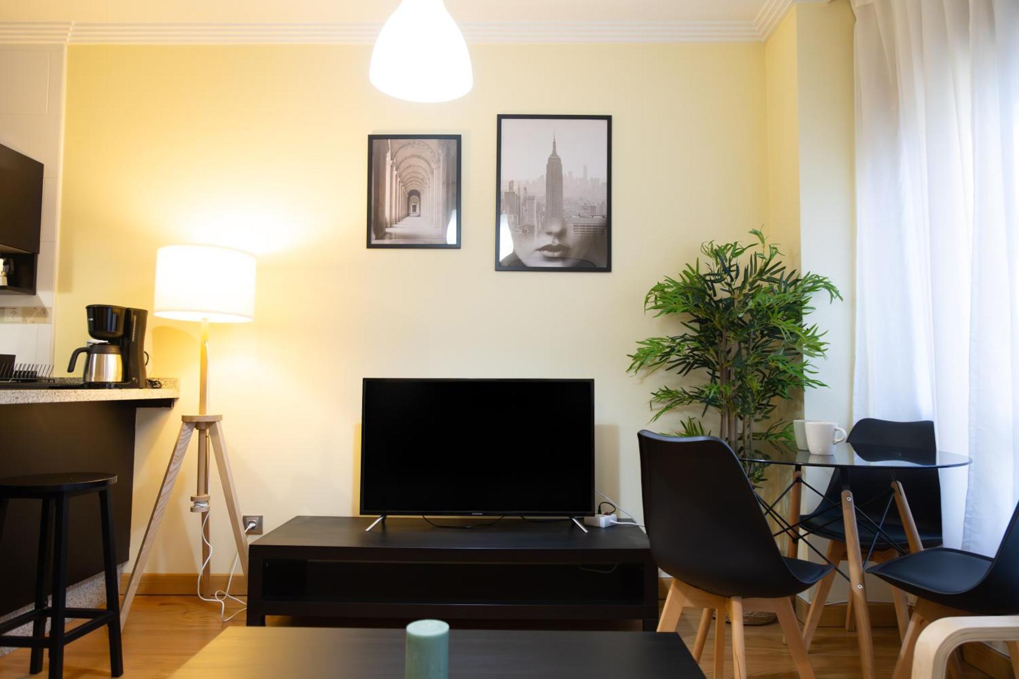 Apartamento Con Garaje, Centrico Y Luminoso Понтеведра Экстерьер фото